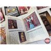 Image 11 : THE WORLD OF KRYSTONIA Group : - The Chronicles of Krystonia Hardcover Books (2) - Pin Back Buttons 