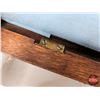 Image 13 : Countertop Display Case (Sloped Front) (Measures : 14-1/4"H x 31"W x 12-1/2"D)