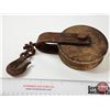 Image 4 : Antique Wooden Wheel Barn Pulleys (2)
