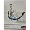 Image 3 : Vintage Victorian Porcelain Figurine : Blue & White w/Gold Accents : In The Gondola (Measures : 6-3/