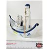 Image 6 : Vintage Victorian Porcelain Figurine : Blue & White w/Gold Accents : In The Gondola (Measures : 6-3/