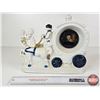 Image 5 : Vintage Victorian Porcelain Quartz Table Clock : Blue & White w/Gold Accents : Stage Coach (Battery 
