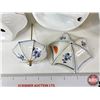 Image 8 : Vintage Victorian Porcelain Figurines (2) : Blue & White w/Gold Accents : Lady & Gentleman Seated (T
