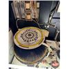 Image 7 : Juke Box : Wurlitzer (Model Atlanta) (Notes : Lights Up : Comes with Records : Not Working : Needs T