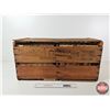 Image 2 : Blue Circle Oranges Crate (SKYROCKET) (Measures : 13-1/2"H x 26"W x 12"D)