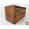 Image 5 : Blue Circle Oranges Crate (SKYROCKET) (Measures : 13-1/2"H x 26"W x 12"D)