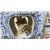Image 4 : Vintage Victorian Porcelain Figurines (2) : Blue & White w/Gold Accents : Stage Coaches (Largest Mea