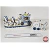Image 6 : Vintage Victorian Porcelain Figurines (2) : Blue & White w/Gold Accents : Stage Coaches (Largest Mea