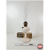 Image 7 : Aladdin Oil Lamp : Model B Burner : Tall Lincoln Drape : Alacite Font c/w Aladdin Chimney Box (NOTE 