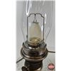 Image 8 : Aladdin Oil Lamp : Model B Burner : Colonial : Clear Glass Font w/Ruffle Top Shade (c. 1933) (Measur