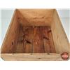Image 6 : Canada Pure Cornstarch Wood Box Crate  (Repainted) (Measures : 9"h x 17"W x 14-1/4"D)