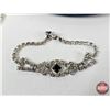 Image 3 : Vintage Costume Jewelry : Rhinestones : Necklace; Bracelet; Earrings c/w Case