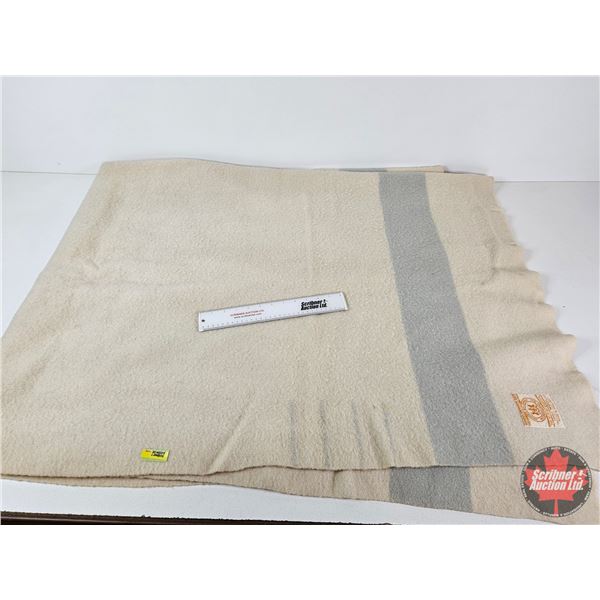 Hudson's Bay Wool Blanket : Blue Stripe 4 Point (Measures : 86" x 74")