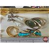 Image 2 : Vintage Earrings : Clip-On and Stud (15 Pairs)