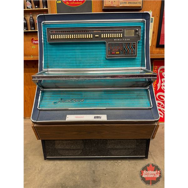 Juke Box : Wurlitzer (Model America) (Notes : Lights Up : Comes with Records : Not Working : Needs T