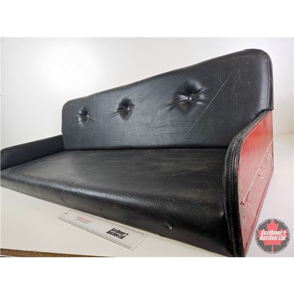 Wagon Buggy Bench : Upholstered (Measures : 16"H x 48"W x 21"D)