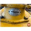 Image 4 : Red Head Motor Bulk Oil Lubester (Measures : 51-1/2"H x 23"W x 10"D)