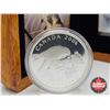 Image 2 : RCM Canada 2006 $5 Limited-Edition Stamp & Fine Silver Coin Set : Peregrine Falcon and Nestlings (S/