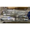 Image 2 : 1 BOX & (5) LOOSE *NEW* WESTWARD SA116  1"DRIVE, 16" LONG EXTENSION BARS
