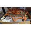 Image 2 : (4) BOXES OF ASSORTED HALLOWEEN DECORATIONS