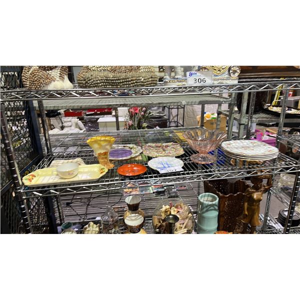 SHELF OF ASSORTED VINTAGE CHINA & GLASSWARE