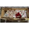 Image 2 : SHELF OF ASSORTED CHRISTMAS DECORATIONS