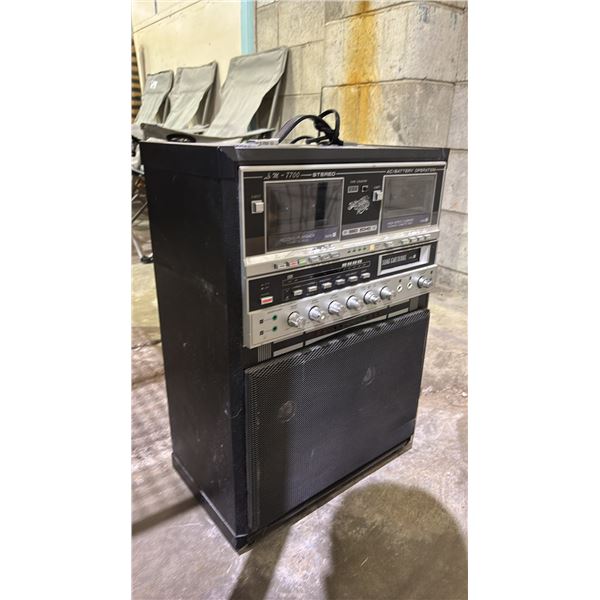 1980S THE SINGING MACHINE SM-7700 STEREO KARAOKE SYSTEM