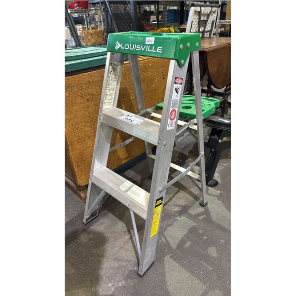 LOUISVILLE 3' ALUMINUM STEPLADDER