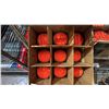 Image 2 : SHELF OF CLAY PIGEONS