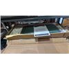 Image 2 : OUTSUNNY WHITE & GREEN RAISED GARDEN BED *READY-TO-ASSEMBLE*