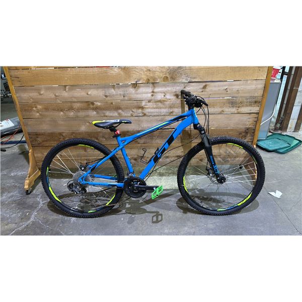 GT AGGRESSOR PRO 24 SPEED MOUNTAIN BIKE WITH DUAL DISK BRAKES