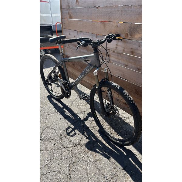 KONA CLUMP 7005 ALUMINIUM ALL TERRA  21 SPEED BIKE
