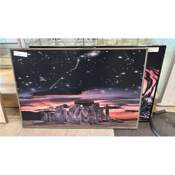 FRAMED STONEHENGE PHOTO PRINT & FRAMED TIGER PHOTO PRINT: APPROX. 30" X 20"