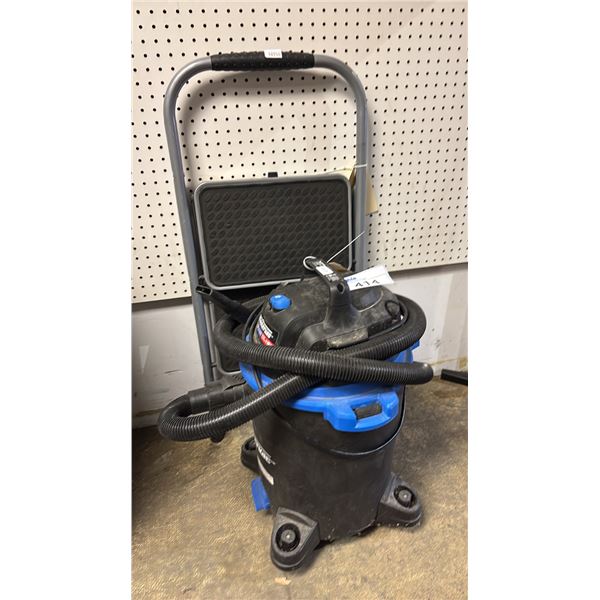 MASTERCRAFT 30L WET/DRY VACUUM & EASY REACH 2-STEP STEPSTOOL