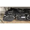 Image 2 : SHELF OF VOYAGER BACKPACKS