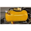 Image 2 : PERFORMANCE TOOL 5 GALLON/20L PORTABLE AIR TANK