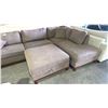 Image 3 : 2 PIECE BROWN FABRIC SECTIONAL SOFA WITH CHASE AND STORAGE OTTOMAN