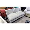 Image 3 : TWO MODULAR ACCENT CHAIRS