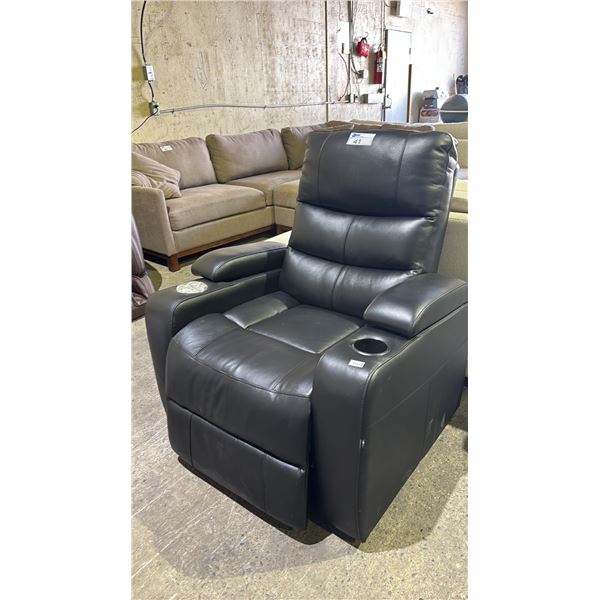 BLACK LEATHER POWER RECLINER *NO CORDS OR CABLES*