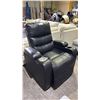 Image 3 : BLACK LEATHER POWER RECLINER *NO CORDS OR CABLES*