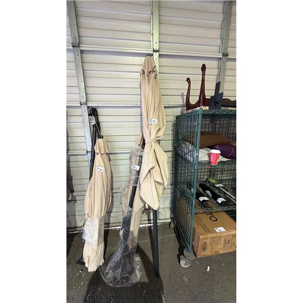 LARGE OUTDOOR PATIO UMBRELLA