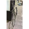 Image 2 : APPROX. 43"L X 22"T DECORATIVE METAL BICYCLE