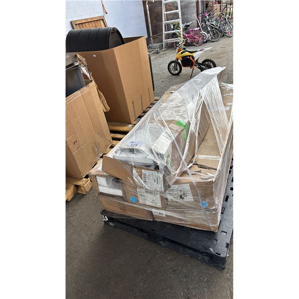 PALLET OF ALL REFRIGERATOR & ALL FREEZER TRIM KITS *UNKNOWN WORKING CONDITION/MAY BE MISSING PARTS