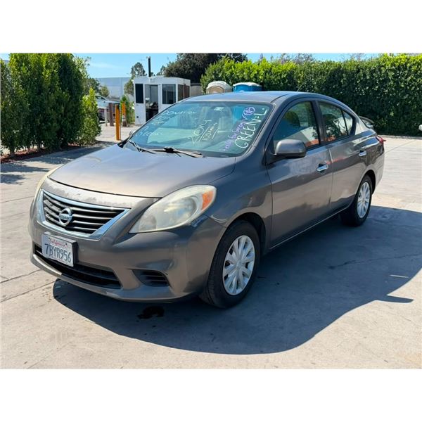 NISS VERSA 2014 T-DONATION