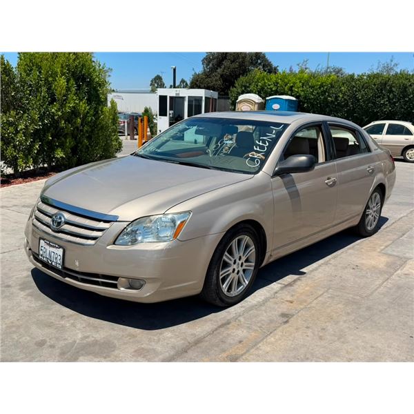 TOYT AVALON 2006 T-DONATION