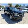 Image 2 : CHEV SUBURBAN 2019 O/S TITLE 2 DAYS