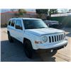 Image 2 : JEEP  PATRIOT 2015 O/S TITLE 2 DAYS