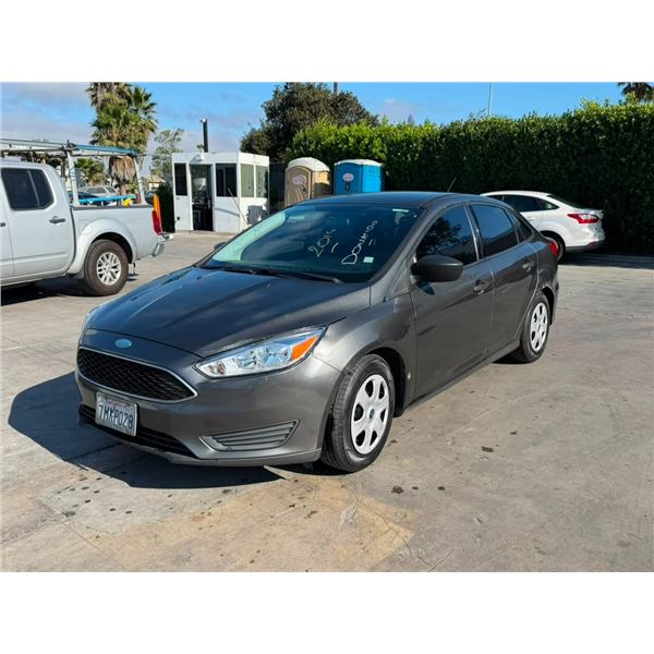 FORD  FOCUS 2015 L/S-DON