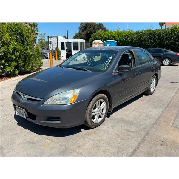 HOND ACCORD 2006 APP  DUP/T-DON