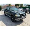 Image 2 : FORD  EXPLORER  2001 O/S TITLE 2 DAYS